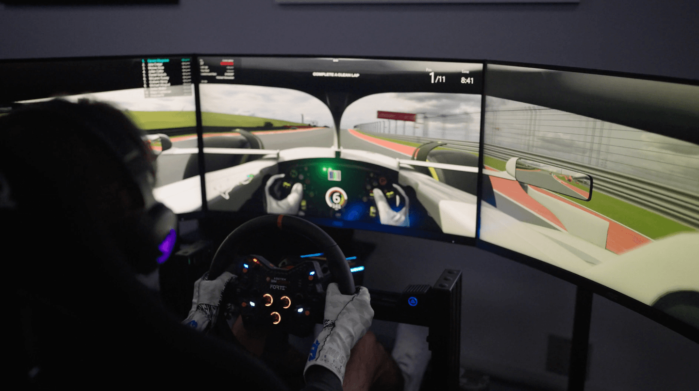 One Line Racing Center